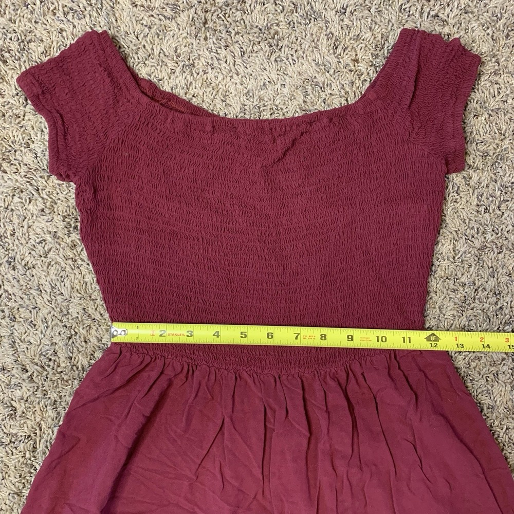 Mossimo Dress Womens Small Burgundy Short Sleeve Fit Flare Ruffle Texture - Picture 7 of 10